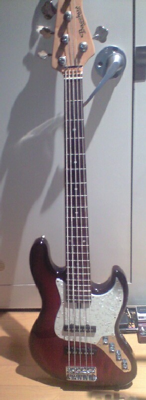 5弦Jazz Bass Bacchus BJB5-550R STR: 岸本恭一 Blog